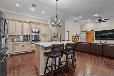 A rare 12-ACRE PRIVATE ESTATE offering exceptional luxury and - photo 29