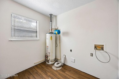 Ready for a quick move-in! This home offers tiled flooring - photo 31