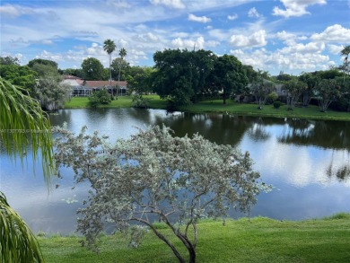 (private lake, pond, creek) Condo For Sale in Coral  Springs Florida