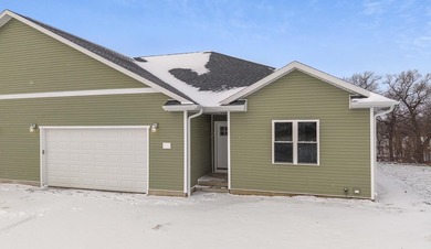 Lazy Lake Condo For Sale in Fall River Wisconsin