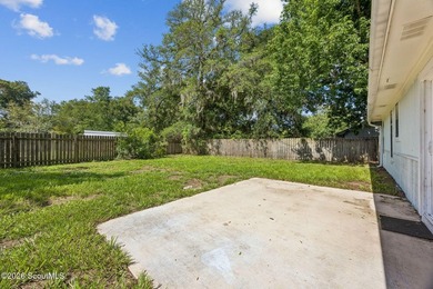 Ready for a quick move-in! This home offers tiled flooring - photo 36
