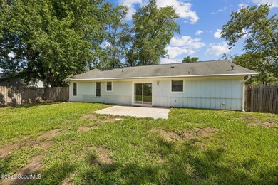Ready for a quick move-in! This home offers tiled flooring - photo 39