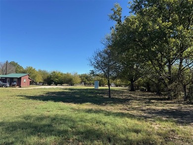 Lake Lot Active Under Contract in Newark, Texas