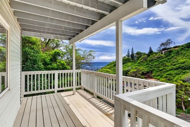 Located in highly desirable Waialae Iki neighborhood on Oahu - photo 9