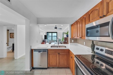 Lake Condo For Sale in Oakland Park, Florida