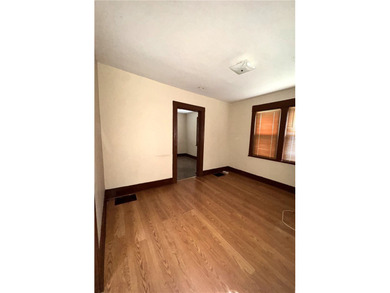 Excellent investment opportunity or owner occupant duplex in the - photo 17