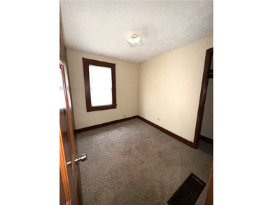 Excellent investment opportunity or owner occupant duplex in the - photo 20
