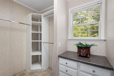 Enjoy the space, convenience, and flexibility of North Central - photo 20