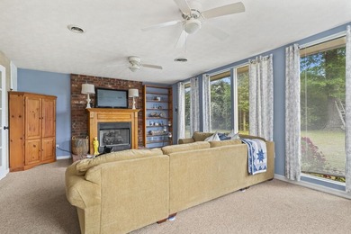 Opportunity awaits with this 3 bedroom 2 bathroom home located - photo 21