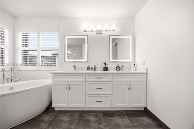 Stunning, move-in ready 5BR/3BA home in the highly sought-after - photo 25