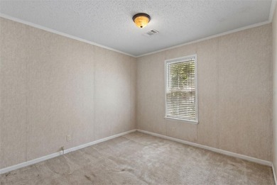 Enjoy the space, convenience, and flexibility of North Central - photo 26