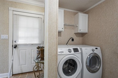 Enjoy the space, convenience, and flexibility of North Central - photo 29