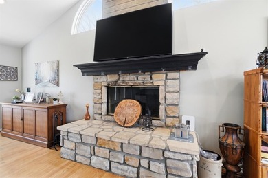 Welcome home to this beautiful 4-bedroom, 3 full bath retreat - photo 10