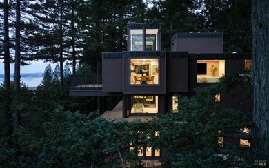 Perched at the very top of Summit Drive, amid towering redwoods - photo 33