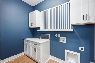 Welcome Home! This a beautifully crafted new construction home - photo 33
