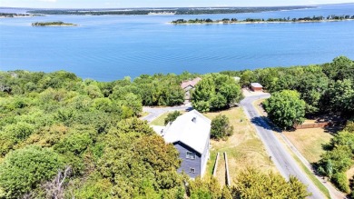 Lake Texoma Home For Sale in Pottsboro Texas