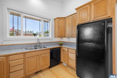 Nestled in the sought-after Summer Breeze community, this - photo 14