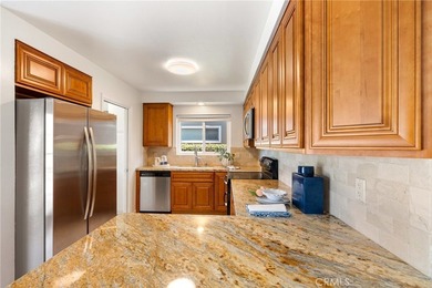 SINGLE STORY, Pool with 4 bedroom and 2 bathrooms in the heart - photo 8