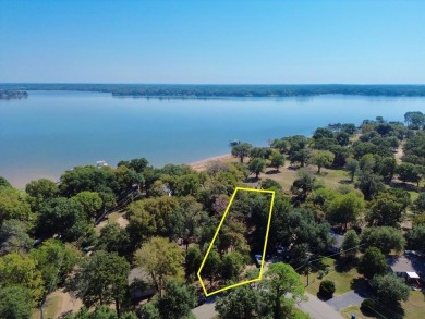 Cedar Creek Lake Lot For Sale in Gun Barrel City Texas