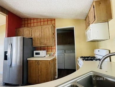 LakeRidge Mobile Home Park Goodie! Discover comfort and - photo 9