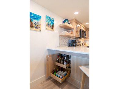 Welcome to ''The Wave,'' an extraordinary Gulf front residence - photo 9