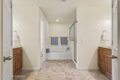 SELLERS OFFERING $5,000 TOWARDS CLOSING COSTS WITH FULL PRICE - photo 20