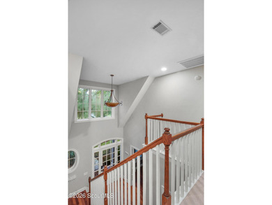 This wonderful open floor plan 3/2/1 has an awesome bonus room - photo 25