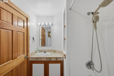 Architecturally distinctive and thoughtfully designed, this - photo 32