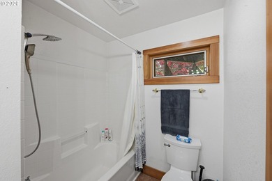 Architecturally distinctive and thoughtfully designed, this - photo 33