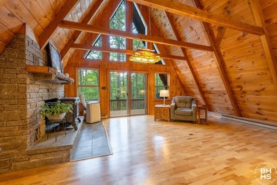 Welcome to 'Windsong', a quintessential original Adirondack - photo 4