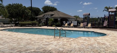 SELLERS OFFERING $5,000 TOWARDS CLOSING COSTS WITH FULL PRICE - photo 34