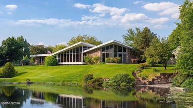 Secondary Home on property ~2000 sqft, 3bed 2.5 Bath. Water - photo 1