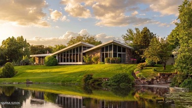 Secondary Home on property ~2000 sqft, 3bed 2.5 Bath. Water - photo 2