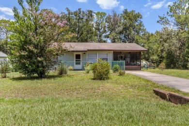 Lake Home For Sale in Dunnellon, Florida