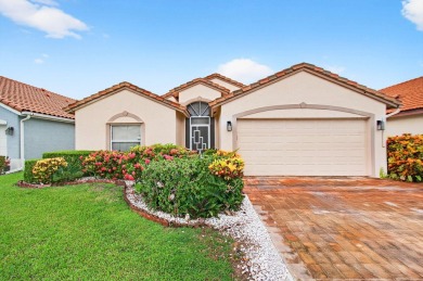 Lake Home For Sale in Delray Beach, Florida