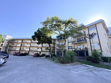 Welcome to this spacious and bright 2/2 corner unit with an - photo 3