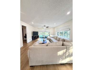 Welcome to this spacious and bright 2/2 corner unit with an - photo 7