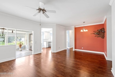 Welcome to the pristine 3 bed, 2 bath Clayton Model villa in the - photo 12