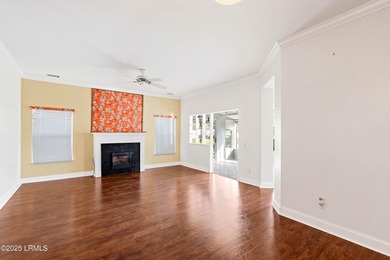 Welcome to the pristine 3 bed, 2 bath Clayton Model villa in the - photo 14