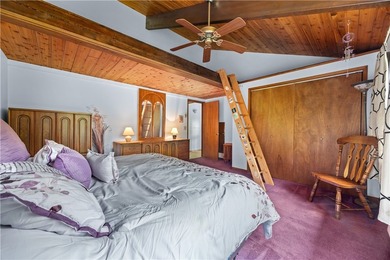 Very private one-of-a-kind custom-built 3,453 square foot home - photo 21