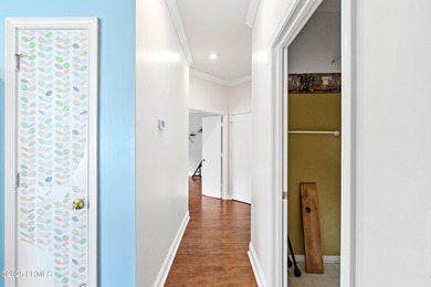 Welcome to the pristine 3 bed, 2 bath Clayton Model villa in the - photo 22