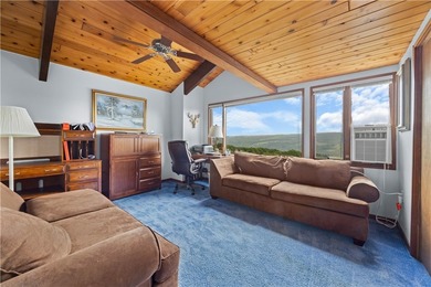 Very private one-of-a-kind custom-built 3,453 square foot home - photo 24