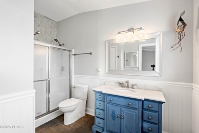 Welcome to the pristine 3 bed, 2 bath Clayton Model villa in the - photo 26
