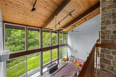 Very private one-of-a-kind custom-built 3,453 square foot home - photo 26
