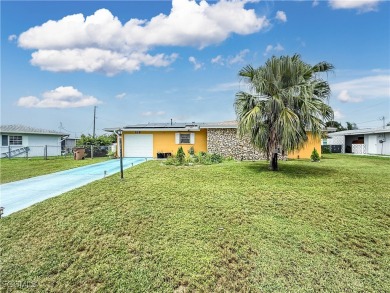 (private lake, pond, creek) Home For Sale in Lehigh Acres Florida