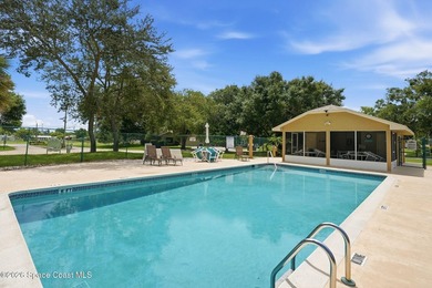 Beautiful Arbor Ridge Community. Home Features 2 beds, 2 Baths 1 - photo 32