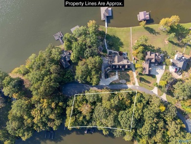 Lakefront living in a gated community on Weiss Lake! Just under - photo 9