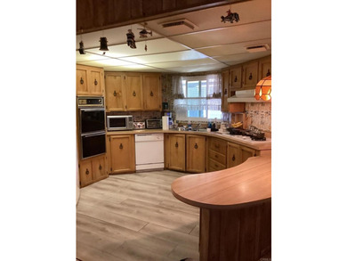 Please call Lilly Molina, Realtor for all showings and - photo 6