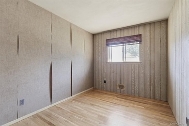Well-Kept Home In Desirable West Islip With A Spacious Layout - photo 14