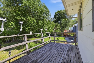 Well-Kept Home In Desirable West Islip With A Spacious Layout - photo 22